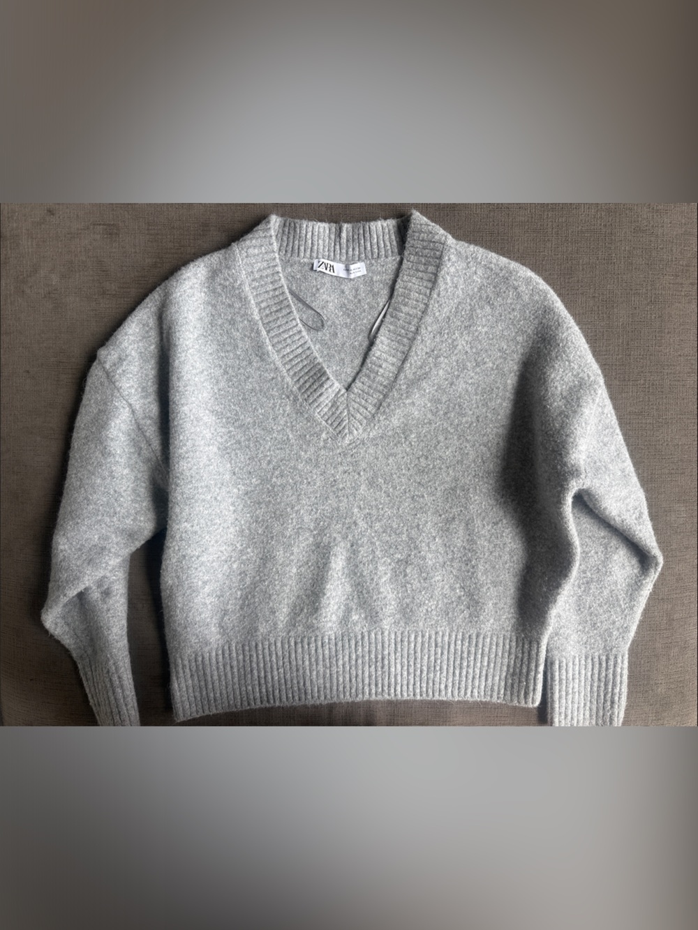 Zara Light Gray V-Neck Wool-Blend Sweater XS